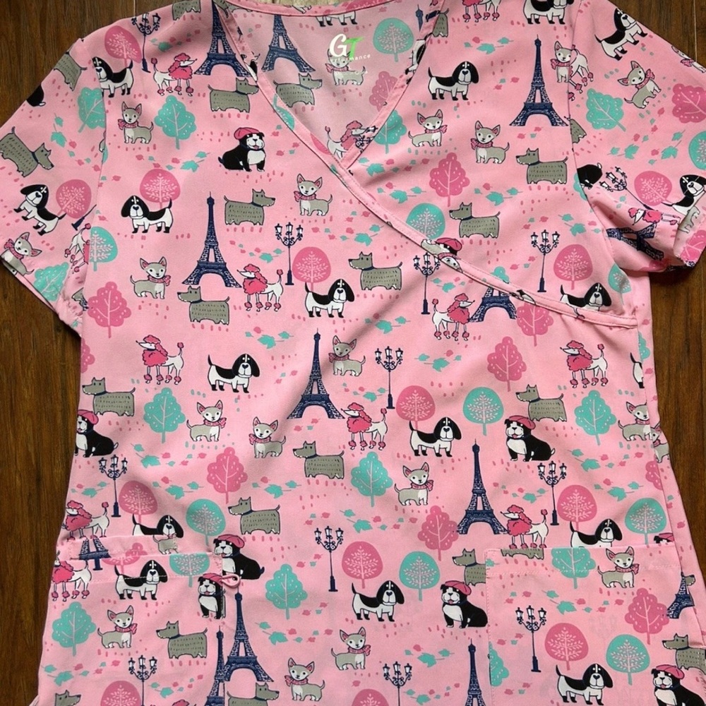GT Performance Women’s Pink Scrub Top Size L ~Paris Puppies NWOT